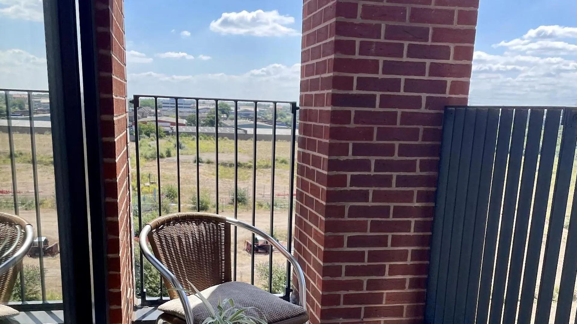 Modern Apartment All Amenities Greater London Rainham  0*, Rainham (Greater London) Verenigd Koninkrijk