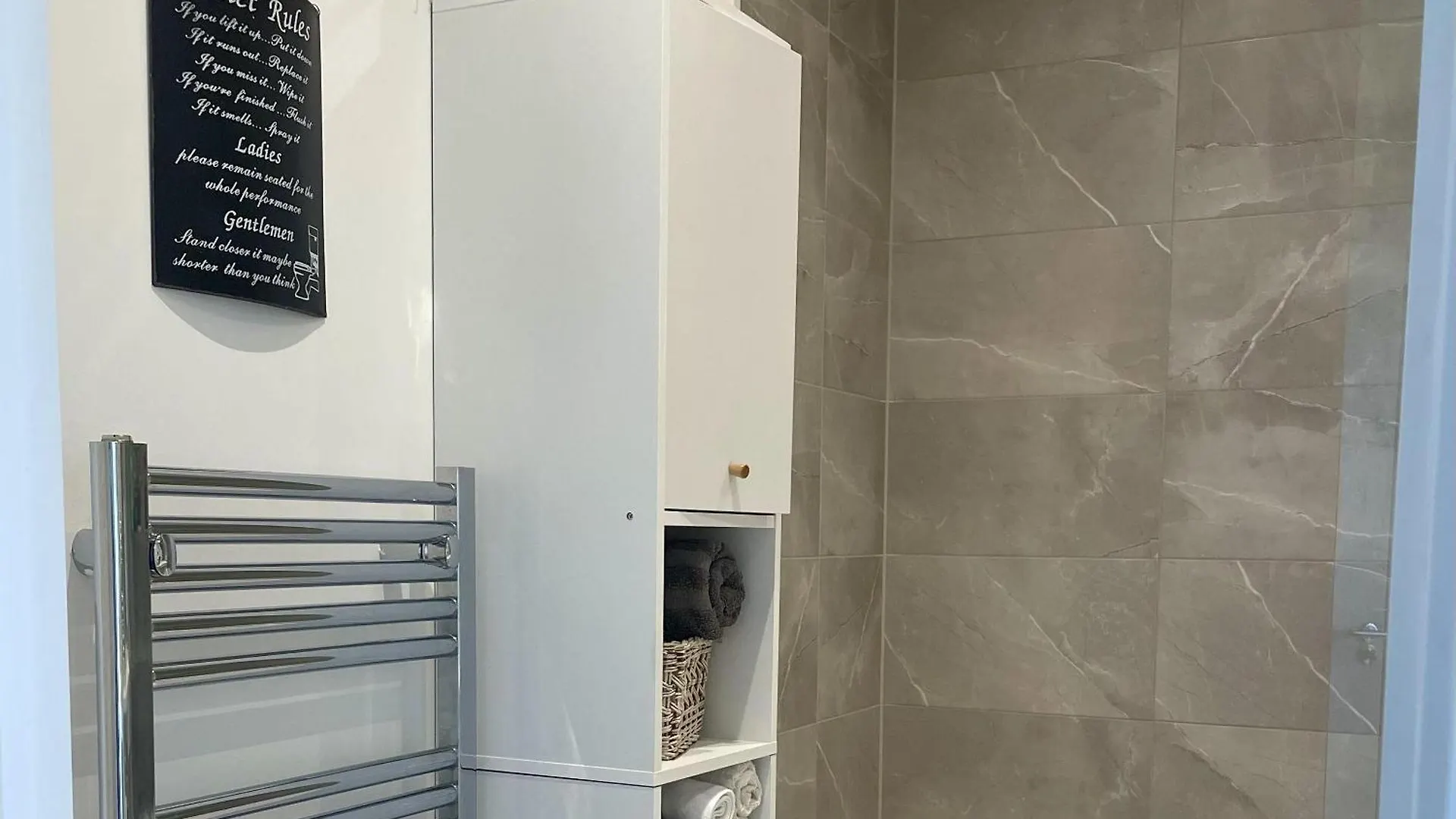 Modern Apartment All Amenities Greater London Rainham  Verenigd Koninkrijk